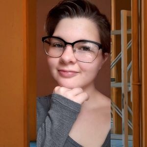 Meet your Posher, Max